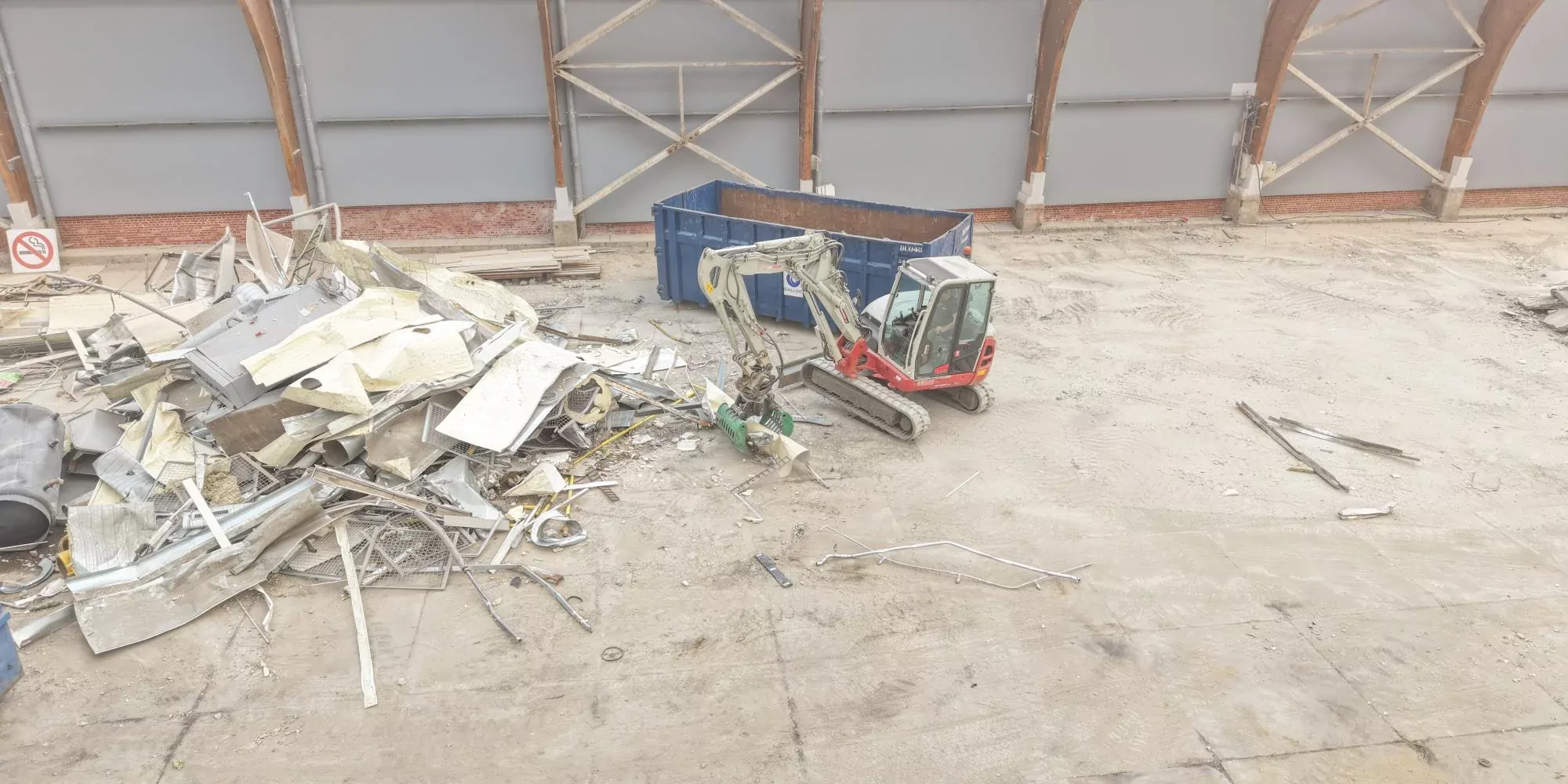 Vilvoorde — Démolition intérieure et tri